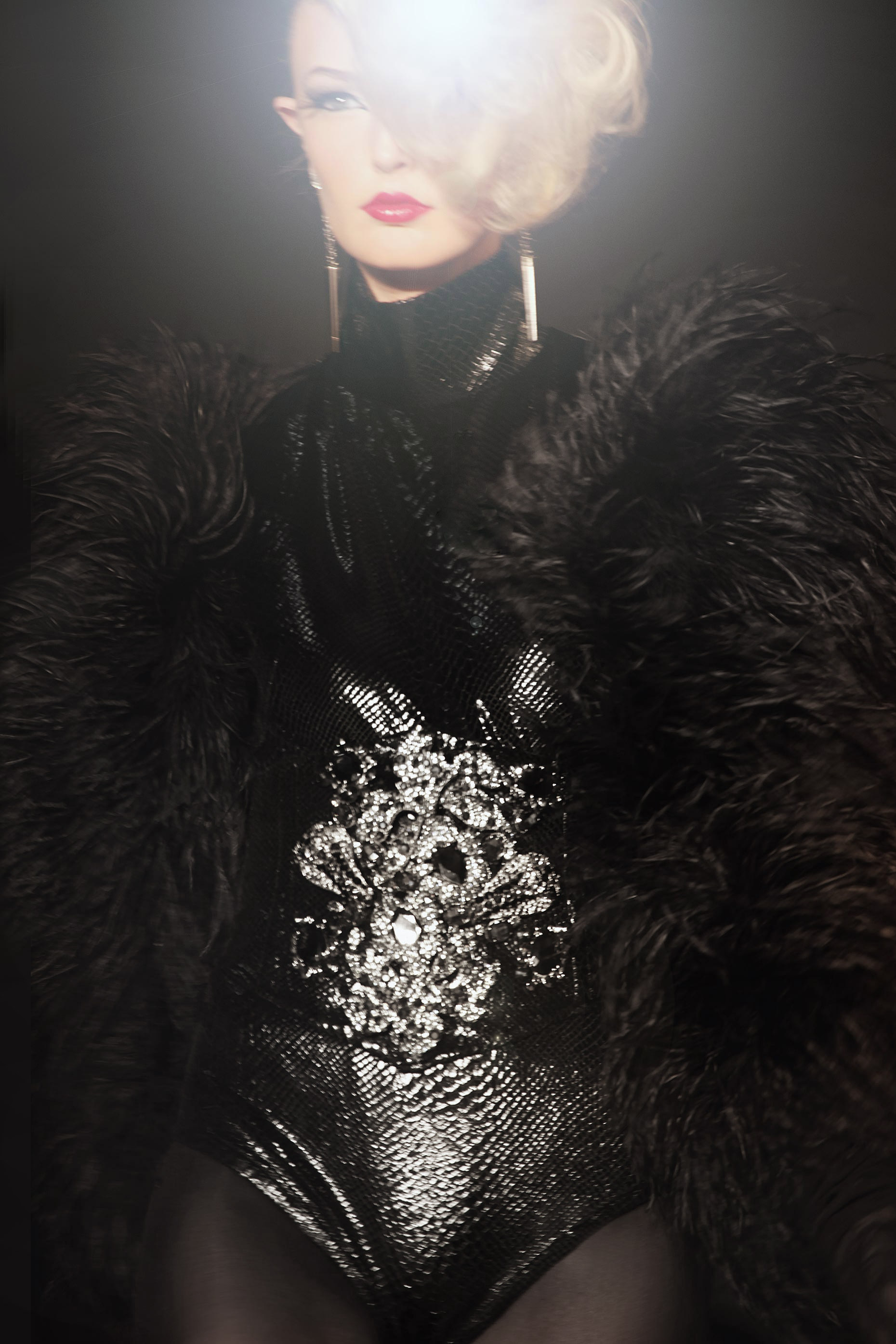 48-Kelly-Stuart-Runway-The-Blonds-FW10-3-b